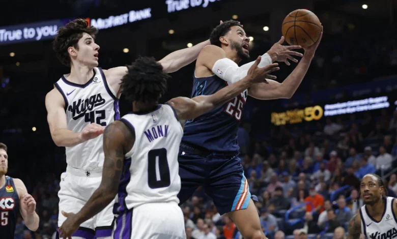 Christie says Raynaud’s minutes may go up, Monk calls out lack of ball movement