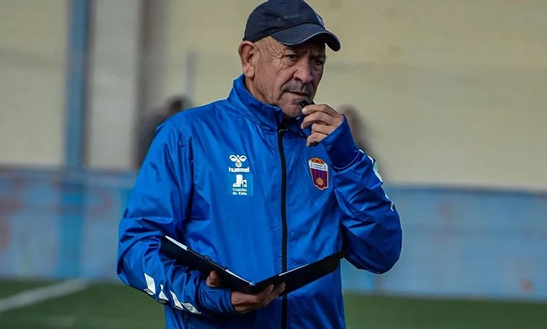 Claudio Barragán, entrenador del Eldense: «Con técnico nuevo, los jugadores se ponen las pilas»