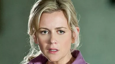 Co-stars pay tribute to Home and Away star who died 'unexpectedly' at 45