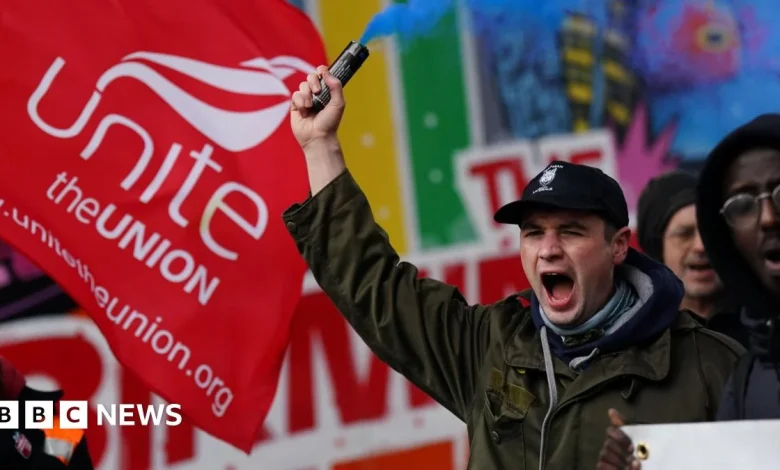 Collections suspended as agency workers join Birmingham bin strike
