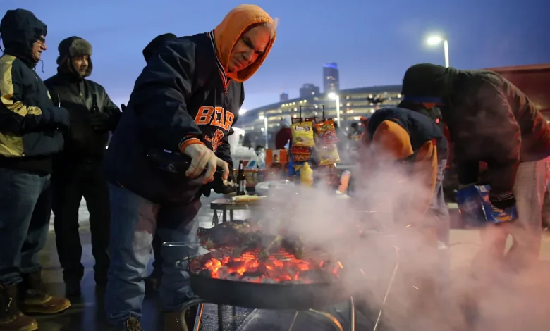 Column: To freeze or not to freeze? That’s the question facing Chicago Bears fans when pondering new stadium.