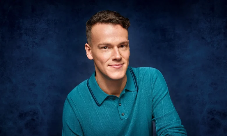 Controverse | Le chandail de Noël moche de Geneviève Guilbault fait jaser