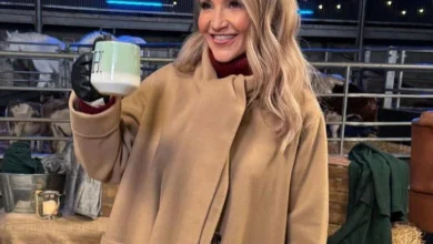 Copy Helen Skelton's chic winter look with high street scarf coat that's now over £100 off