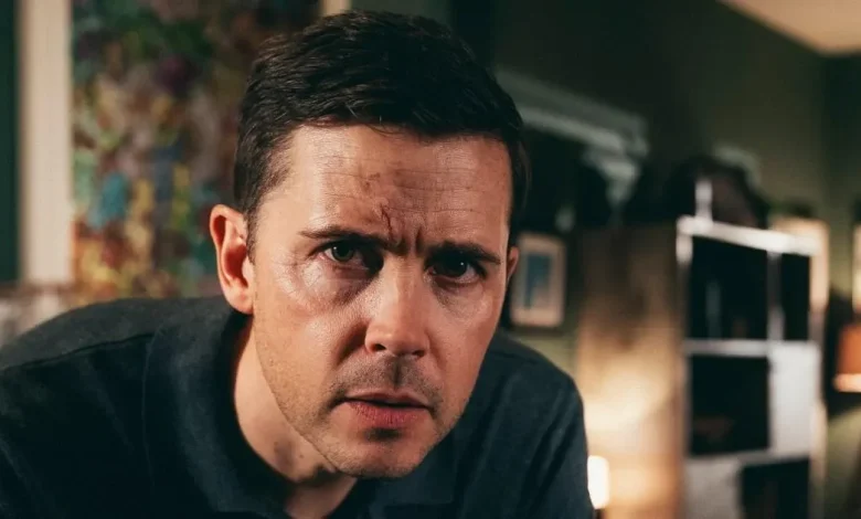 Coronation Street's Todd arrested in early ITVX release as Theo strikes again