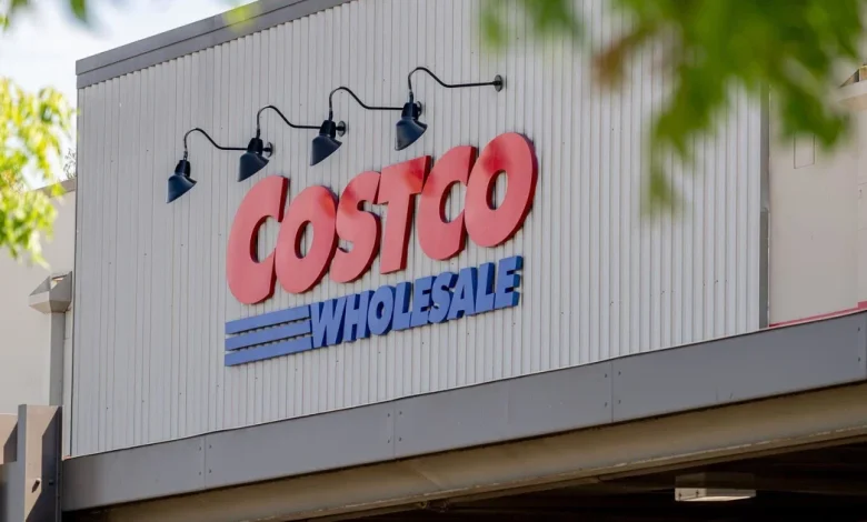 Costco sues the Trump administration, seeking a refund of tariffs