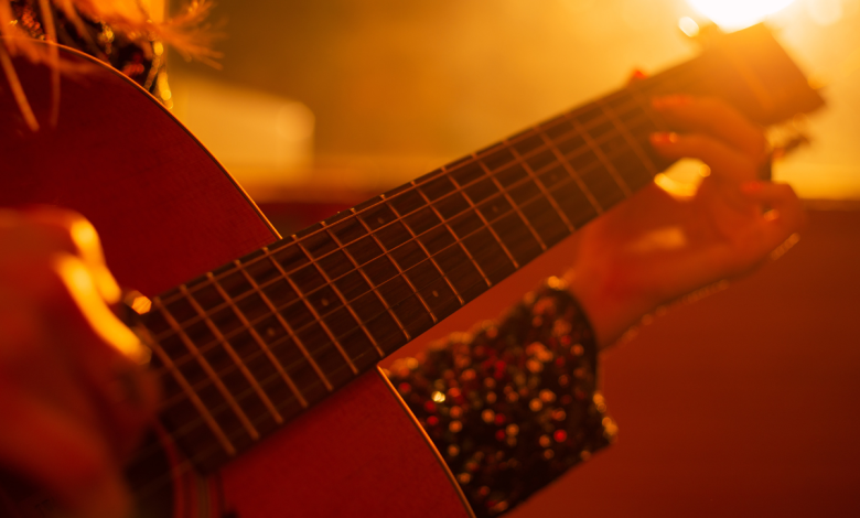 Country Singer Calls out Fans Yelling ‘Disrespectful’ Comments During Live Performances