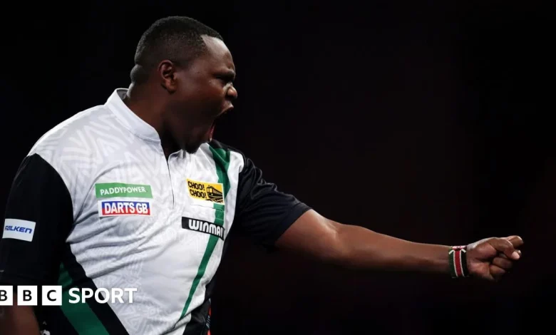 'Crazy' reaction after vet Munyua upsets De Decker