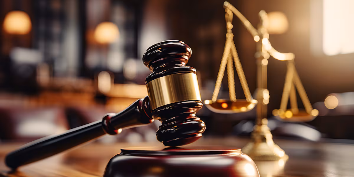 Criminal defense attorney accused of fraud could lose law license, legal expert says