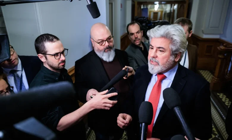 Crise au PLQ | L’UPAC enquête, Rodriguez appelé à partir