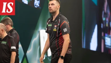 Dartsin MM-kisoissa hurja suomalaisdraama – selostaja voihki Viaplaylla