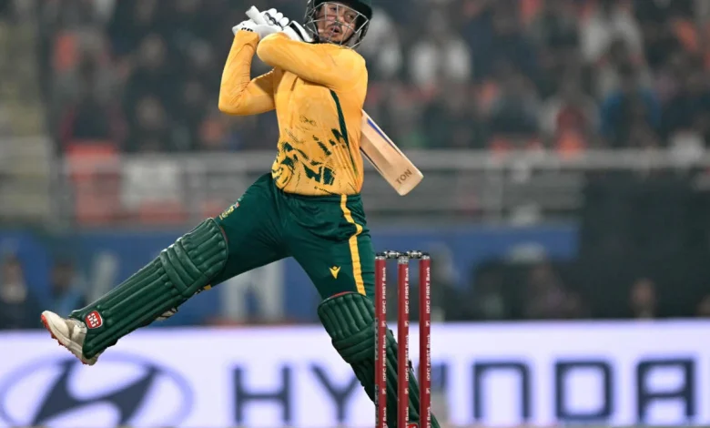 De Kock stars as South Africa win big to level India T20 series