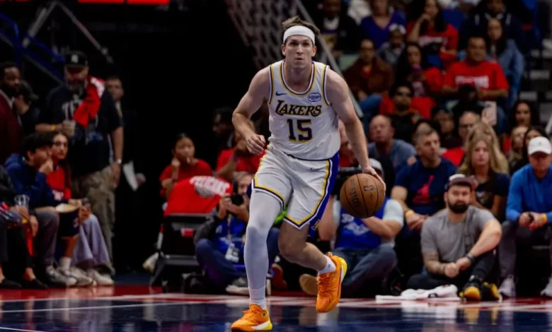 Deandre Ayton Sends Strong 3-Word Message to Lakers Star Austin Reaves During Mavericks Game