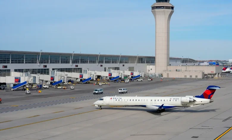 Delta initiates ground stop for Detroit Metro Airport flights