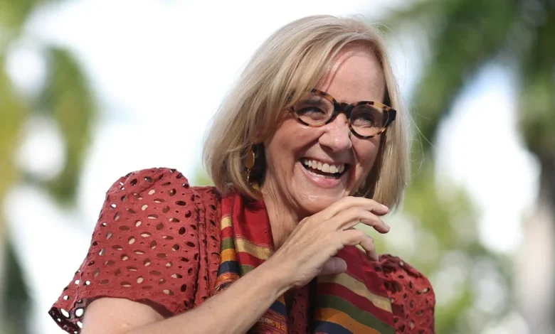 Democrat wins Miami's mayoral race for the first time in almost 30 years