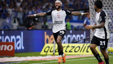 Depay deixa Leonardo Jardim em maus lençóis na Taça do Brasil