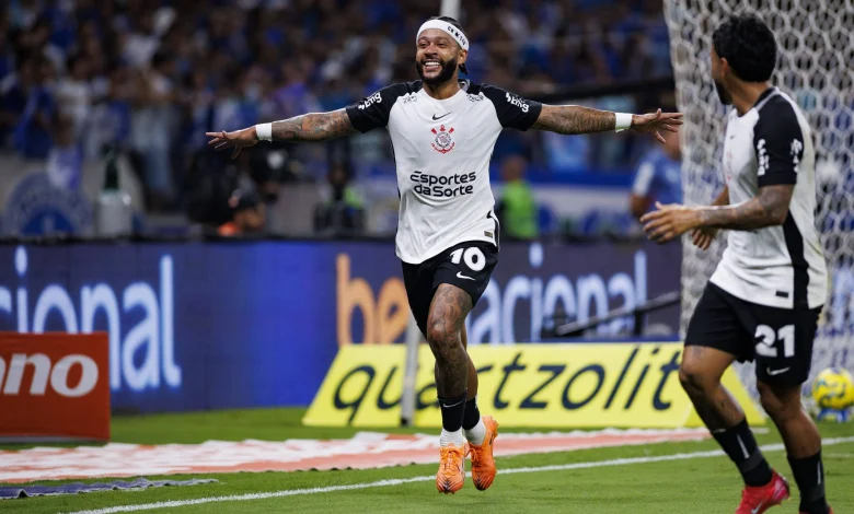 Depay deixa Leonardo Jardim em maus lençóis na Taça do Brasil