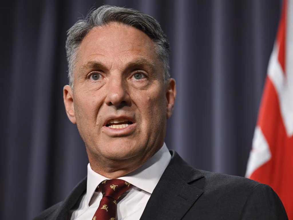 Different titles for top brass but same result: no change