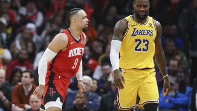 Dillon Brooks Taunts LeBron James as Fans Notice Worrying Situation In Lakers-Suns