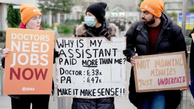 Doctors' strike latest: BMA was offered delay to protect NHS from 'worst-case' scenario, Streeting says