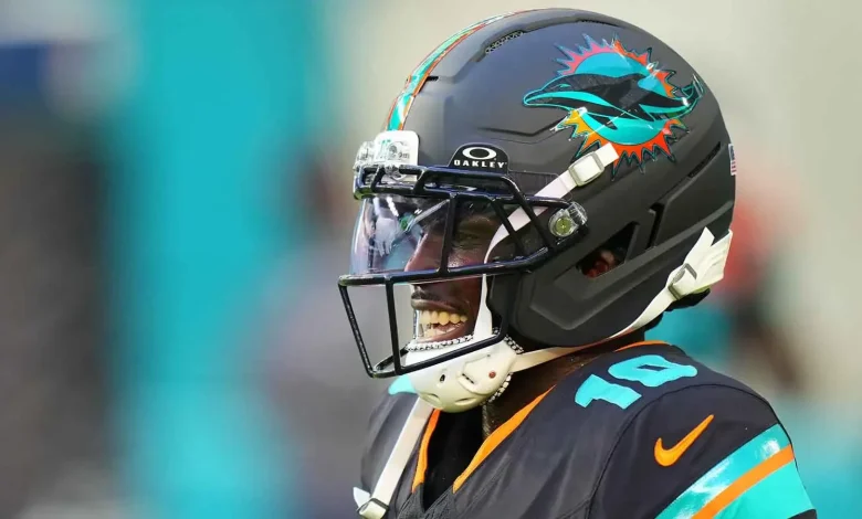 Dolphins’ Tyreek Hill takes hilarious jab at Steelers’ Jalen Ramsey amid MNF