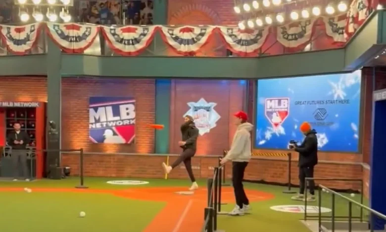 Ducks' Gauthier goes deep at MLB Network's Studio 42