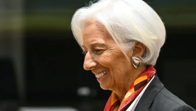 ECB keeps rates unchanged as prospects brighten