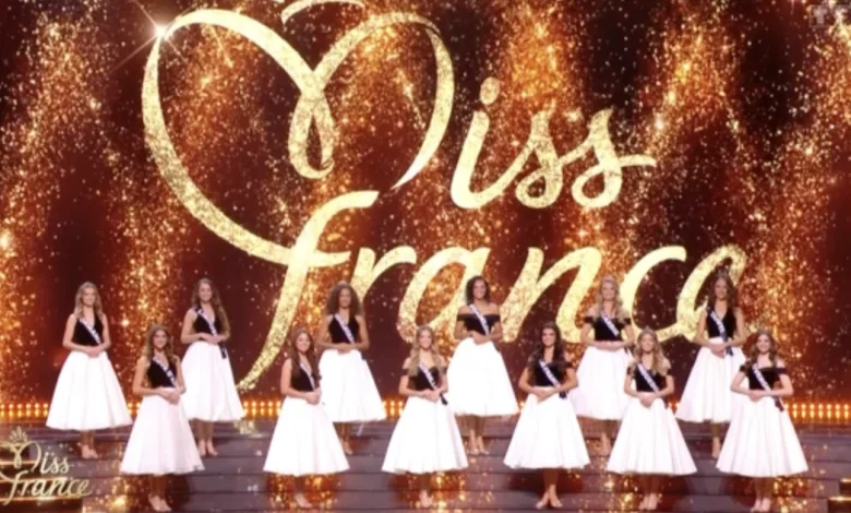 EN DIRECT - Miss France 2026 : découvrez qui sont les 5 miss finalistes