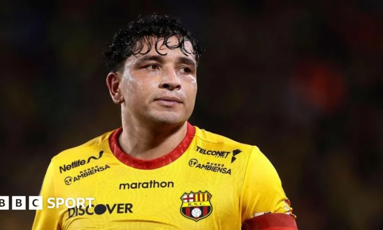 Ecuador defender Pineida killed in shooting