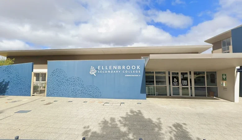 Ellenbrook school locked down after possible stabbing
