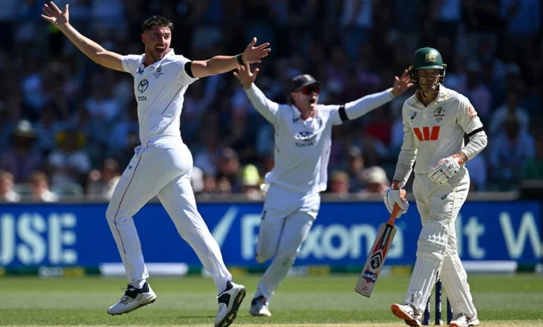 England have review reinstated after technology failure on Carey appeal