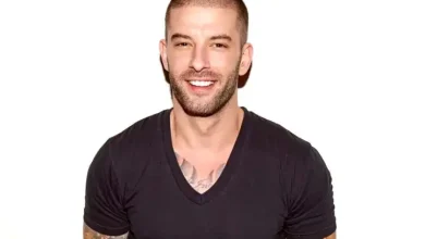 Enter to Win a Darcy Oake 4-Pack of Tickets!