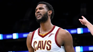 Evan Mobley's grip on loose-fitting crown is slipping fast