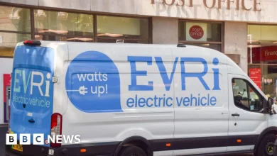 Evri: Pressure continues over delays as Christmas looms