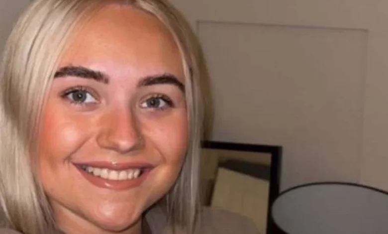 Fake pregnancy 'mum' Kira Cousins tries to pass off mate's REAL baby as hers