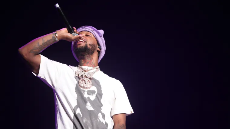 Famous 25-year old rapper Toosii commits to play college football for Syracuse Orange