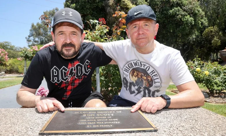 Fans explore Perth, honour Bon Scott ahead of AC/DC return