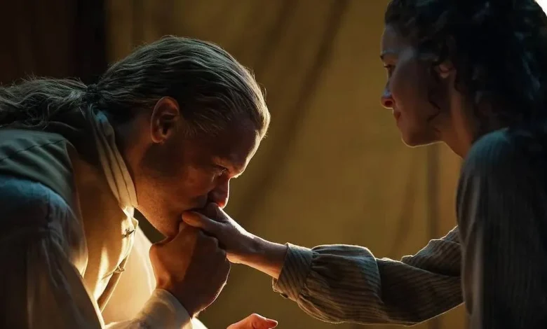 Fans praise Outlander's Sam Heughan amid his emotional goodbye as his successful theater run ends