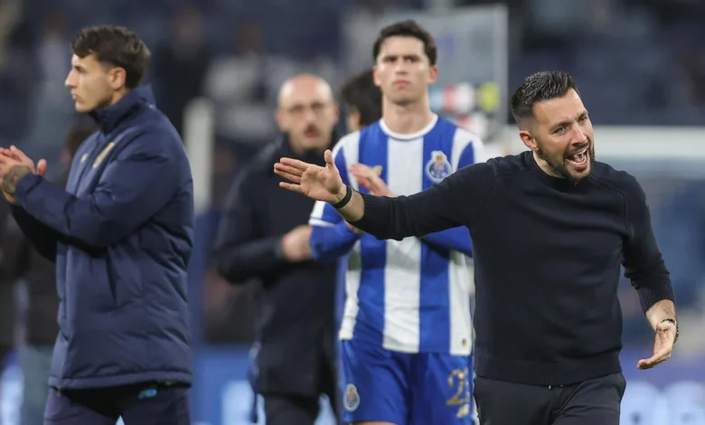 Farioli e o Benfica-Sporting: "Foi incrível, tinha o canal 26 e o 28 a dar, mas o 27 não..."