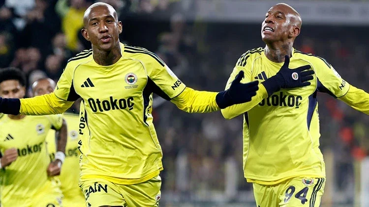 Fenerbahçe'de Anderson Talisca alev alev: Seriye bağladı, zirveyi kaptı!