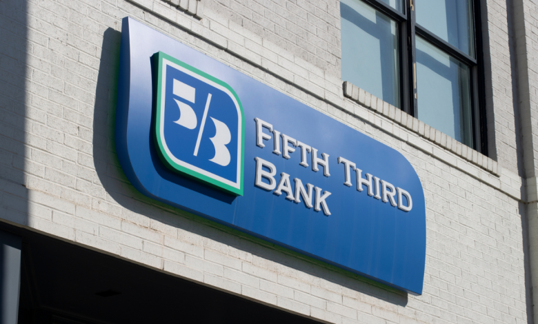 Fifth Third Turns to Brex for Commercial Card Tech