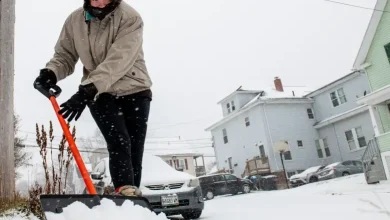 First major snowfall of the season blankets Maine