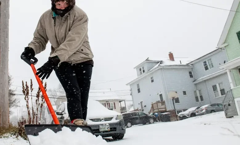 First major snowfall of the season blankets Maine