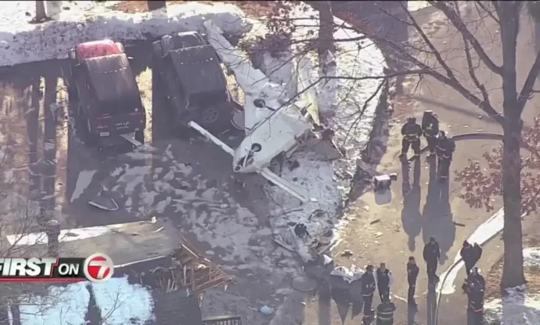 First on 7: Small plane crashes into Nashua, NH neighborhood, injuring pilot