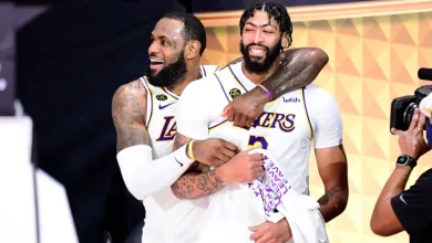 Former Lakers star Anthony Davis makes history with new team