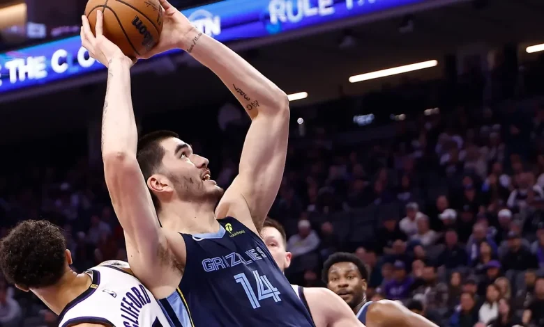 Former Purdue star Zach Edey joins rare group helping red-hot Grizzlies