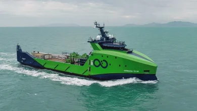 Fresh search for wreckage of missing MH370 flight to resume within weeks