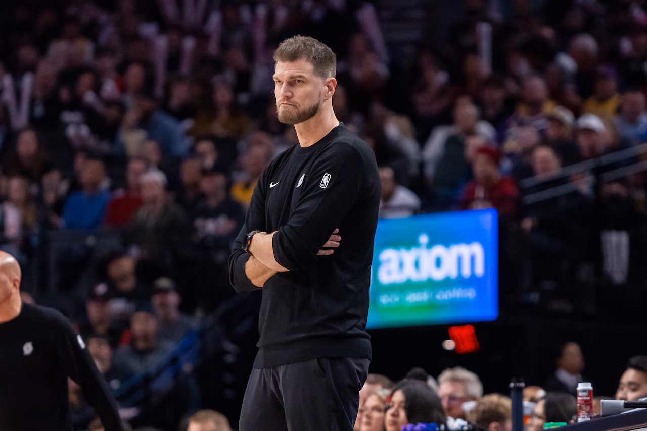From NBA champion to Blazers’ stoic stabilizer: Tiago Splitter’s unexpected coaching journey