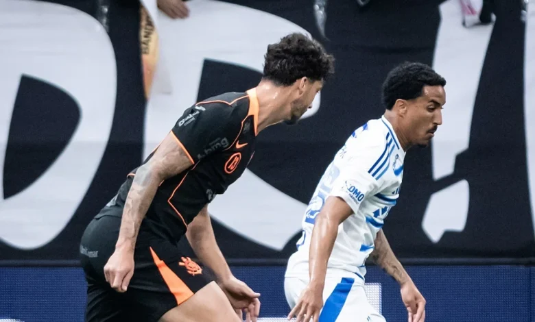 Gabi e Walace perdem pênaltis, e Cruzeiro cai para o Corinthians na Copa do Brasil