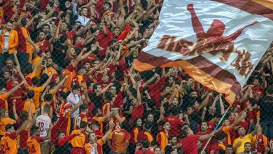 Galatasaraylı taraftarlar Fenerbahçe maçı için toplanıyor
