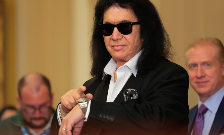 Gene Simmons Says Artists Treated ‘Worse Than Slaves’ Because Radio Doesn’t Pay Them